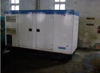 枝江康明斯150kw大型柴油二手发电机组